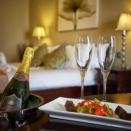 Torc 3* Woodford (Kerry)