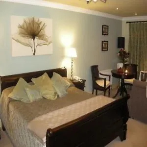 Torc Otel Woodford (Kerry)